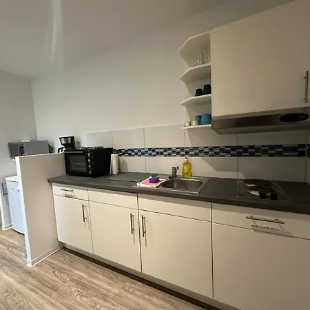 Neubau Monteurwohnung Für 2-4 Gäste In Habitación en casa particular