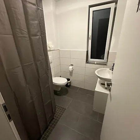 Habitación en casa particular Neubau Monteurwohnung Für 2-4 Gäste In